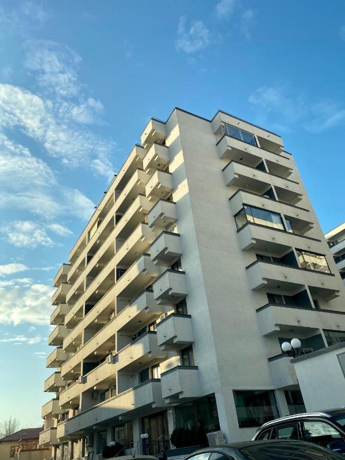 Park Carol Apartament Bucureşti